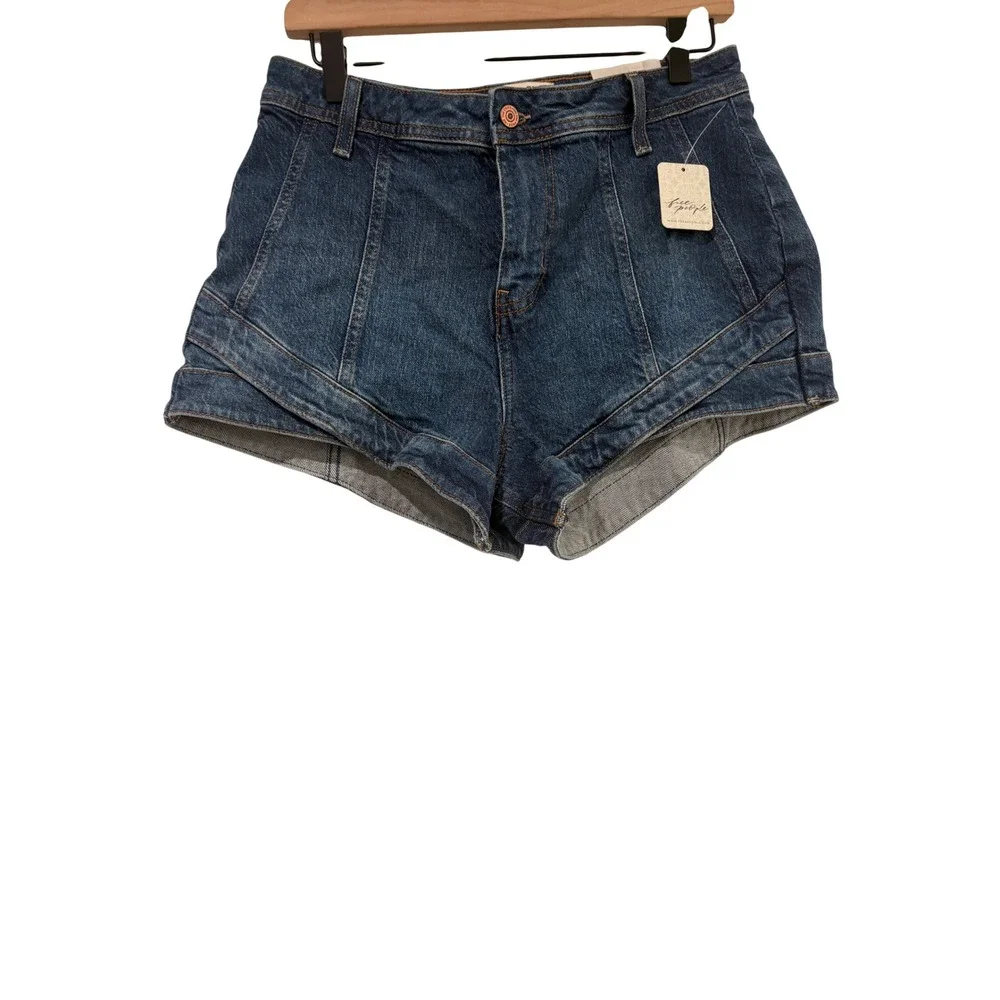 Free People We The Free crvy High Rise Mona Denim Shorts Bombay Blue 29 NWT